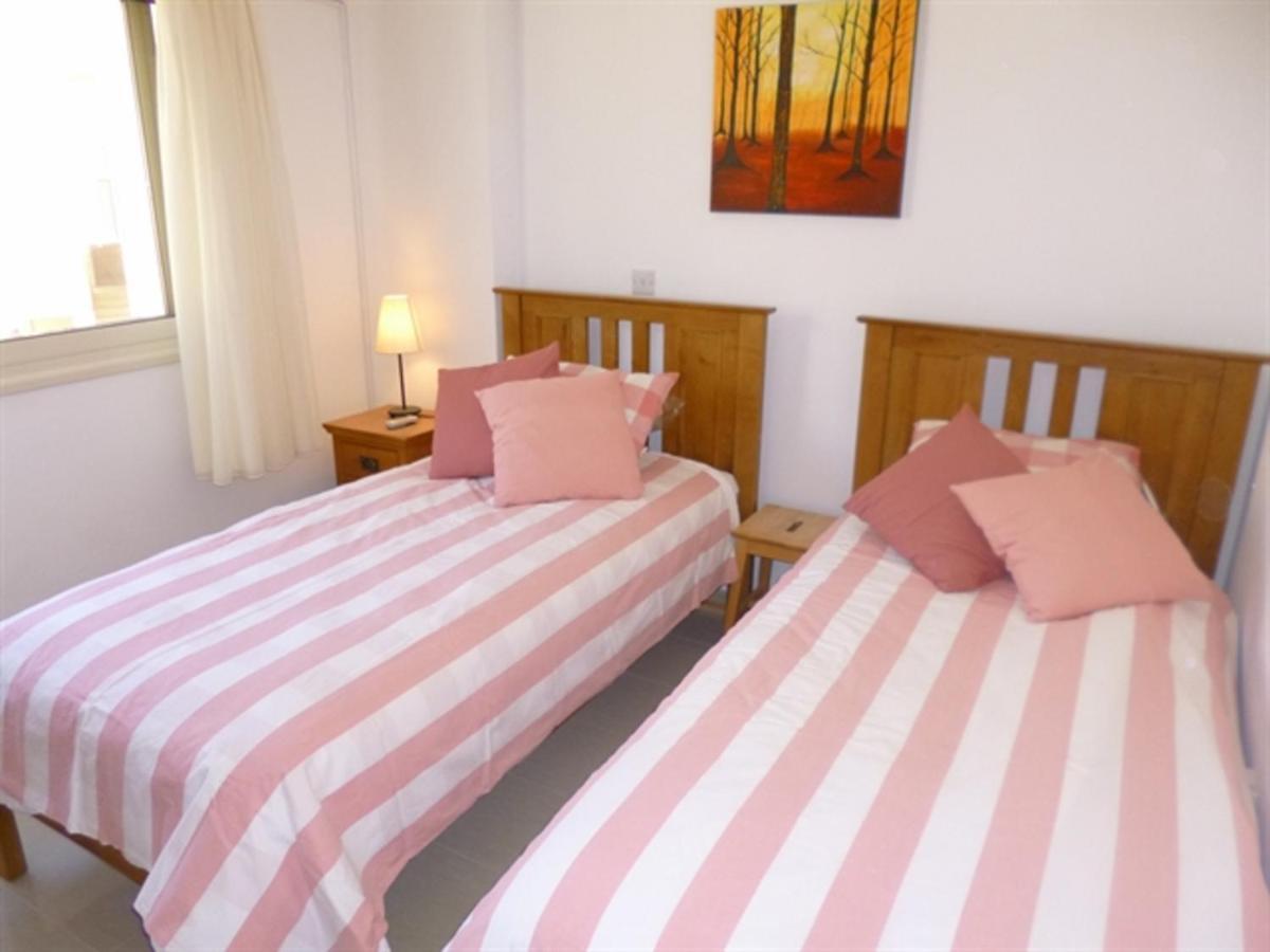 First Floor 2 Bedroom Apartment, Large Balcony, Amazing Sea Views, Communal Pool Пейя Экстерьер фото