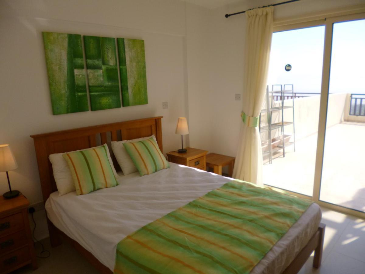 First Floor 2 Bedroom Apartment, Large Balcony, Amazing Sea Views, Communal Pool Пейя Экстерьер фото